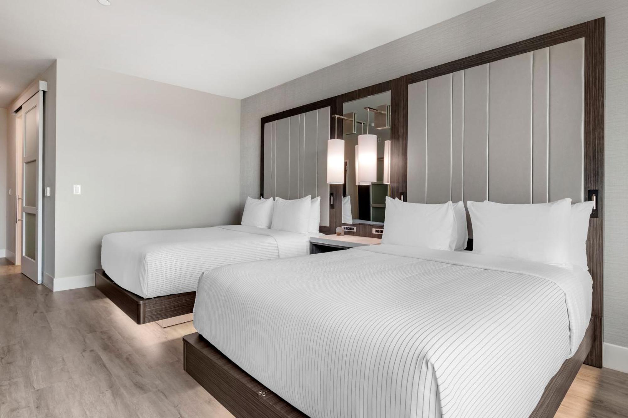 Cambria Hotel Austin Uptown Near The Domain Экстерьер фото