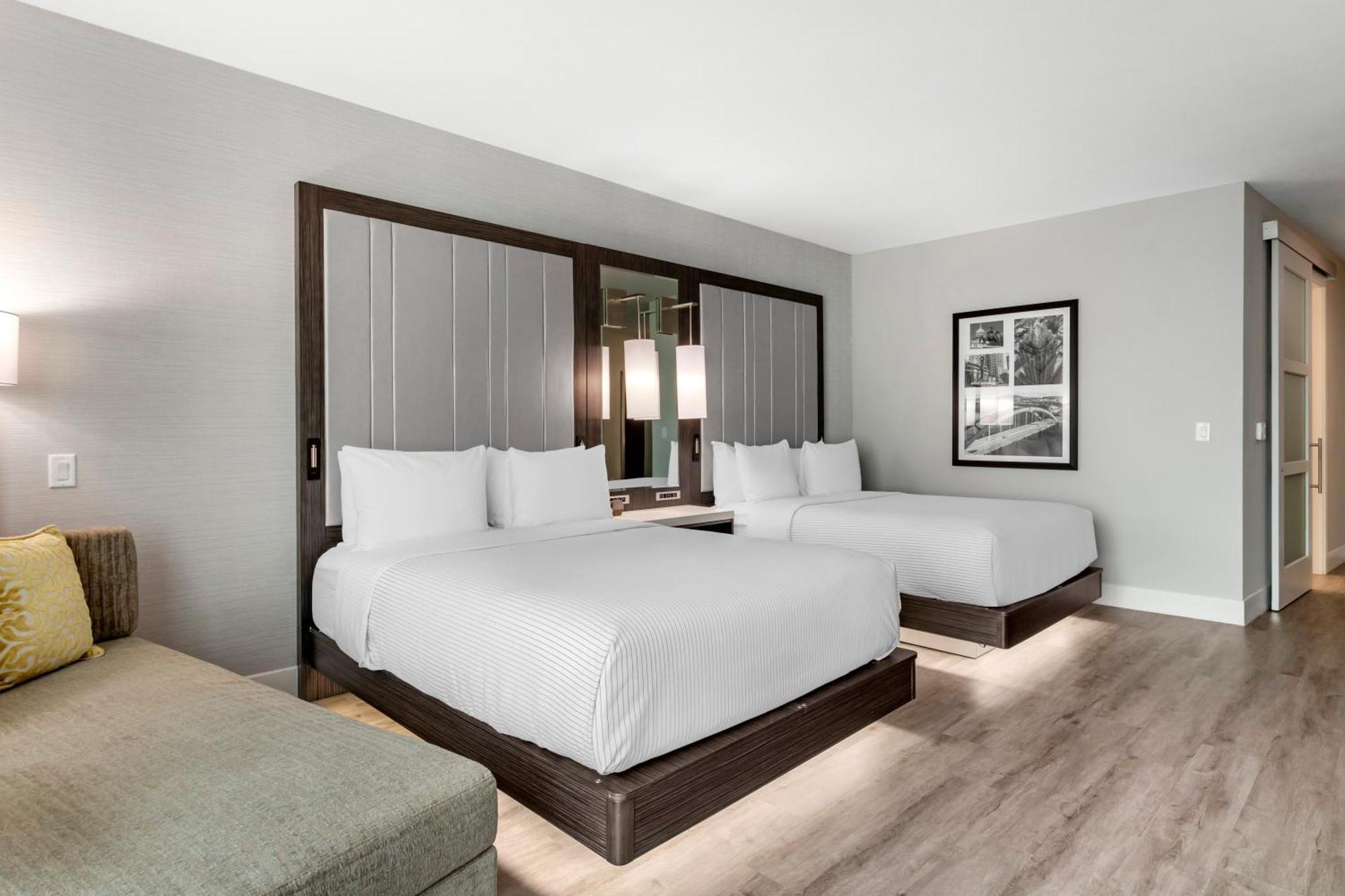 Cambria Hotel Austin Uptown Near The Domain Экстерьер фото