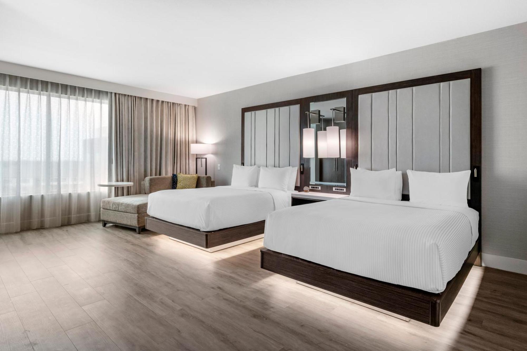 Cambria Hotel Austin Uptown Near The Domain Экстерьер фото