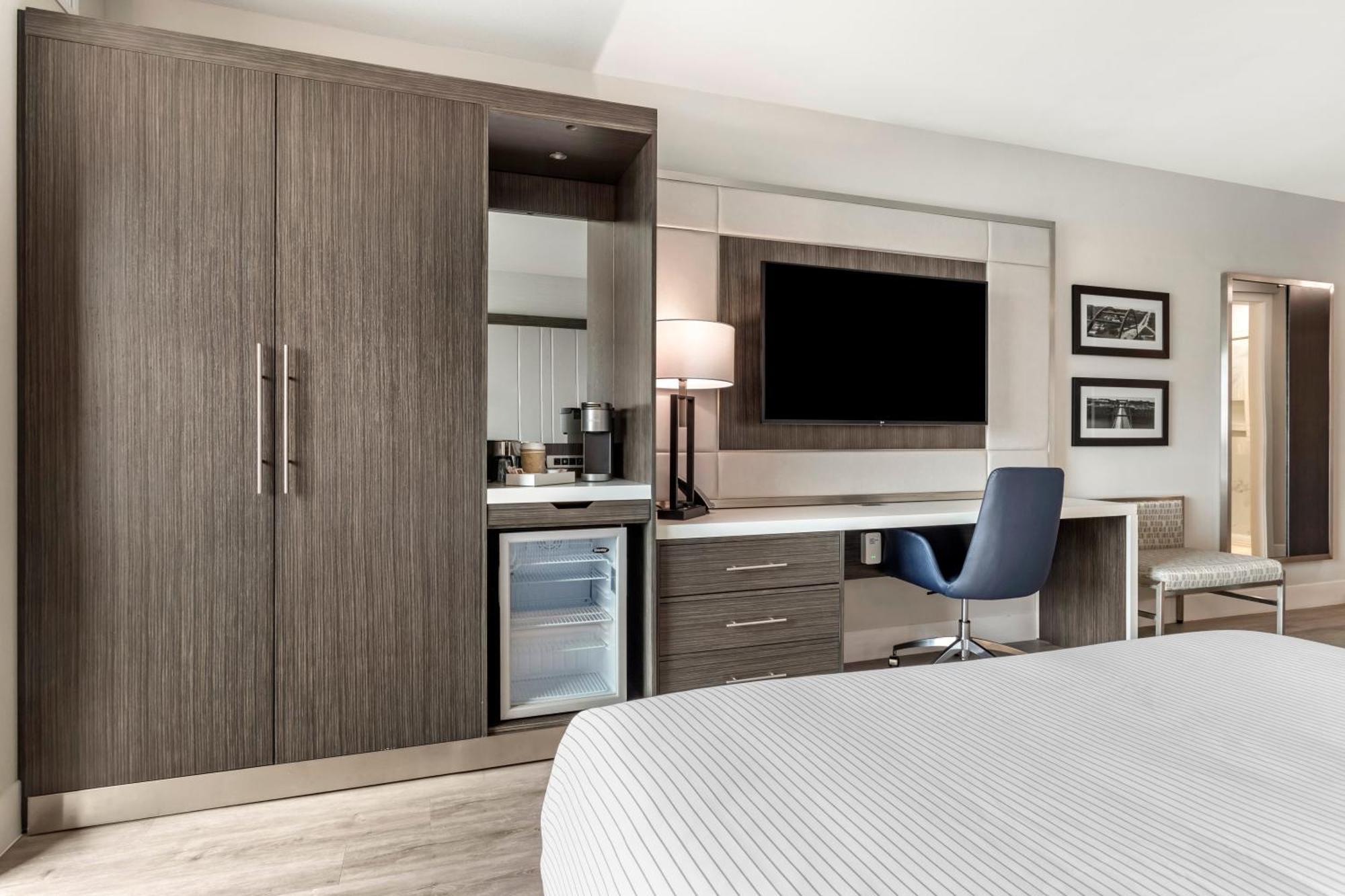 Cambria Hotel Austin Uptown Near The Domain Экстерьер фото