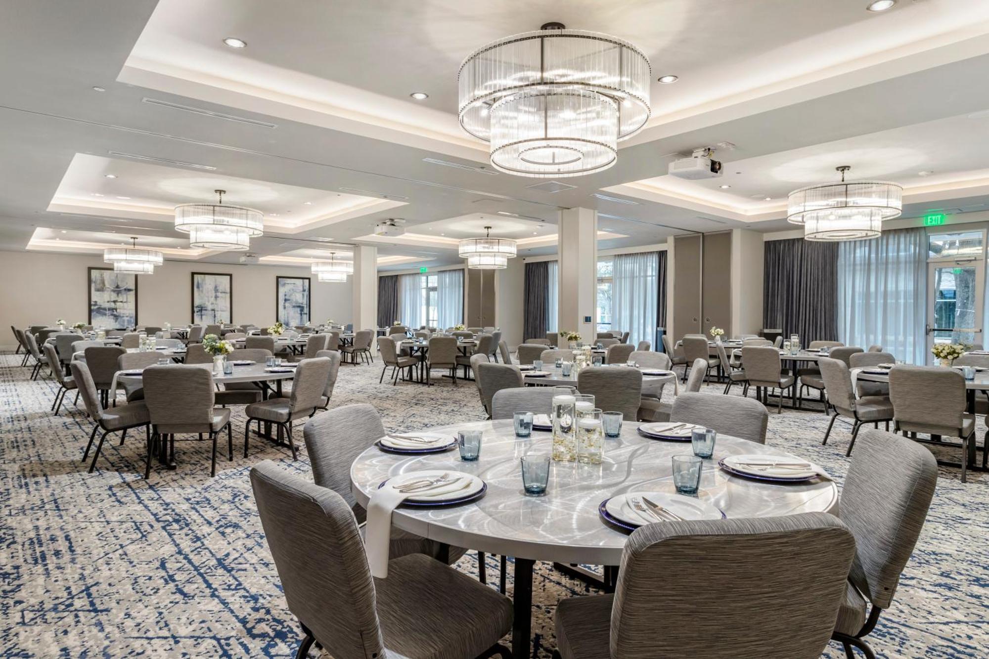 Cambria Hotel Austin Uptown Near The Domain Экстерьер фото